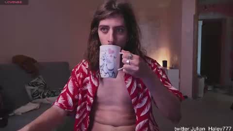 julian_cassablanca online show from June 2026 03:04:02 AM