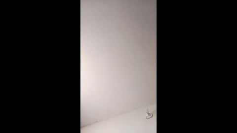 juliana2044103840 online show from March 2026 09:00:01 PM