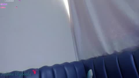 Snapshot of juliana_bigboobs chatting on November 2025 07:05:02 PM Juliana online show from November 2025 07:05:02 PM