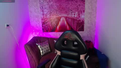 juliana_diamond_ online show from February 2026 06:22:01 AM