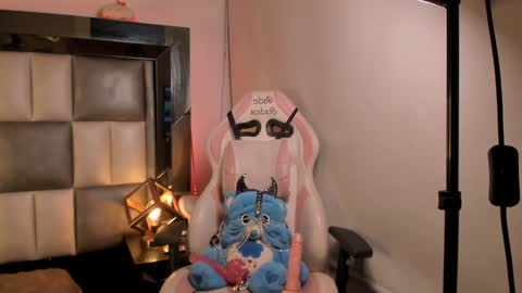 Snapshot of juliana_js_ chatting on February 2025 12:09:01 AM juliana_js_ online show from February 2025 12:09:01 AM