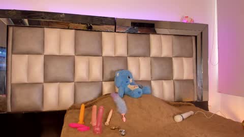 Snapshot of juliana_js_ chatting on March 2025 08:59:01 PM juliana_js_ online show from March 2025 08:59:01 PM