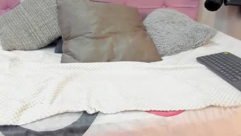 Snapshot of juliana_ls chatting on February 2026 02:32:02 PM Juliana online show from February 2026 02:32:02 PM