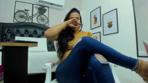 Snapshot of juliana_milf_ chatting on July 2026 01:08:02 PM juliana_milf_ online show from July 2026 01:08:02 PM