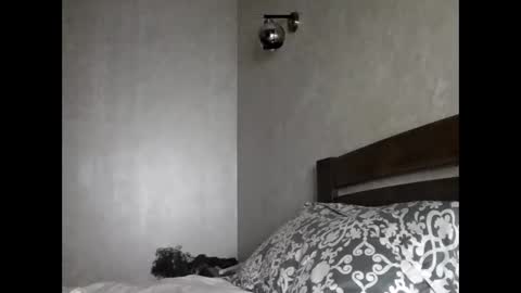 julianagold1 online show from November 2025 06:18:02 PM