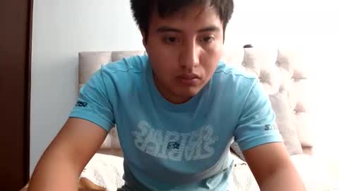 Snapshot of julianalvarez95 chatting on November 2025 08:31:01 PM Julian online show from November 2025 08:31:01 PM