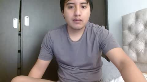 Julian online show from April 2026 06:38:01 PM