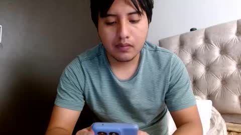 Julian online show from May 2026 04:35:02 PM