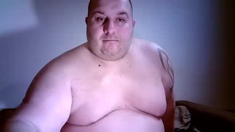 Snapshot of julianoparno chatting on February 2026 01:02:01 AM Juliano online show from February 2026 01:02:01 AM