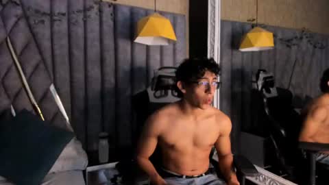 Snapshot of julianrouss chatting on August 2026 08:44:02 PM Julian online show from August 2026 08:44:02 PM