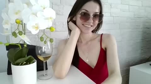 Julia online show from May 2026 04:57:02 PM