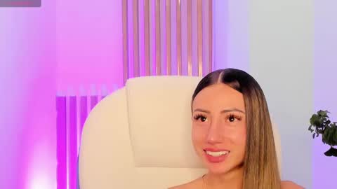 Snapshot of juliasprouse_ chatting on January 2025 07:49:02 AM Julias online show from January 2025 07:49:02 AM