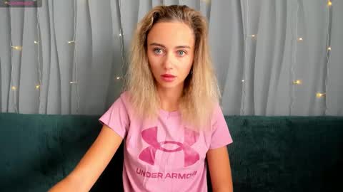 Snapshot of juliastar41 chatting on September 2025 03:17:02 AM Yulya online show from September 2025 03:17:02 AM