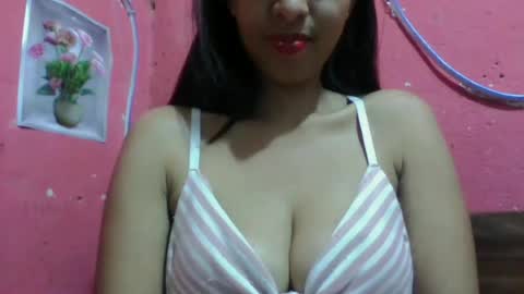 julie0612 online show from June 2026 11:02:02 AM