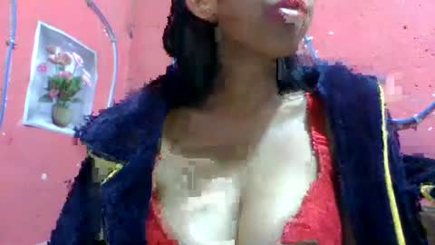 julie0612 online show from June 2026 12:09:02 PM