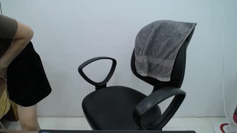 julie9x online show from February 2026 07:34:02 PM