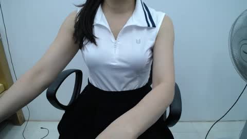 julie9x online show from June 2026 09:14:02 PM