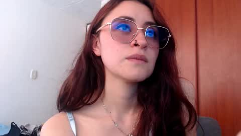 Snapshot of julie_autmn_ chatting on October 2025 05:31:02 PM yules online show from October 2025 05:31:02 PM