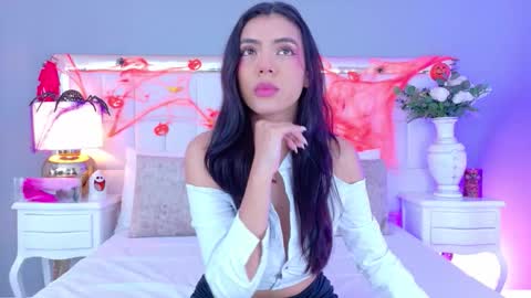 Juliet Bennet online show from October 2025 03:21:02 AM