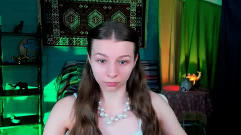 juliedaniel online show from November 2025 08:13:02 AM