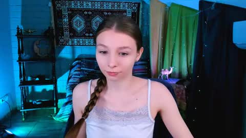 juliedaniel online show from April 2026 04:10:02 AM