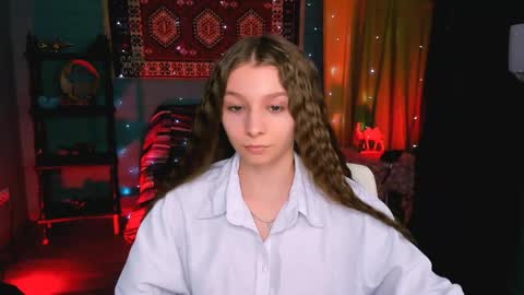 juliedaniel online show from May 2026 02:45:01 PM