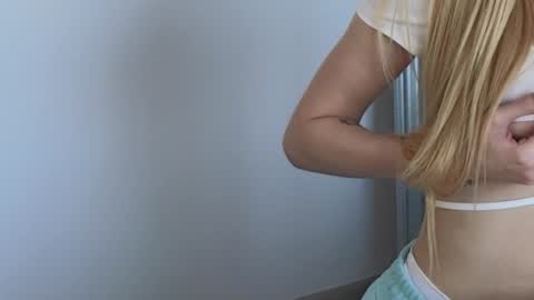 Julia online show from February 2025 01:48:02 PM