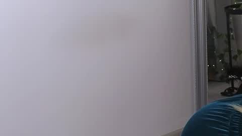 Julia online show from February 2025 08:53:02 PM