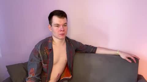 Julie and Thomas online show from March 2026 07:08:02 AM