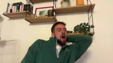 Frenchguy online show from November 2025 07:06:01 PM