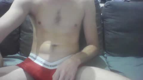 Snapshot of julien6100 chatting on October 2025 12:28:02 PM Juju online show from October 2025 12:28:02 PM