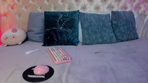 Snapshot of julieta_cortes__ chatting on December 2025 11:59:02 AM Julieta online show from December 2025 11:59:02 AM