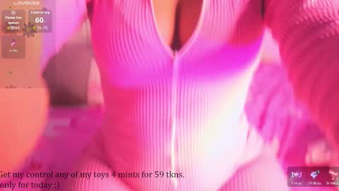 Julieta  IG juietaflower06 online show from February 2026 11:00:02 AM