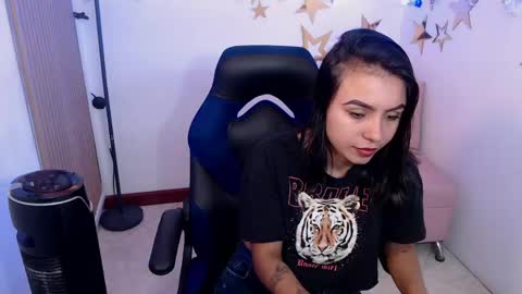 julieta_fn online show from April 2026 02:44:02 PM