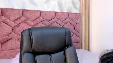 Julieta  online show from February 2026 12:32:01 PM