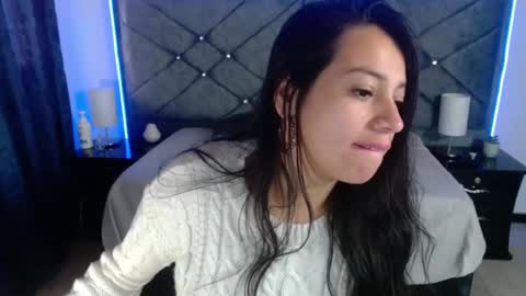 julietacollins06 online show from October 2025 02:23:02 PM