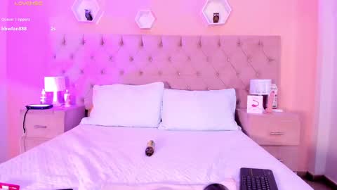 julietakane online show from March 2025 05:31:02 AM