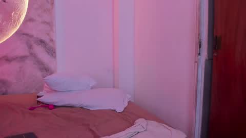 Snapshot of julietakane chatting on February 2026 07:51:01 AM julietakane online show from February 2026 07:51:01 AM