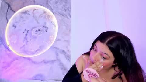 Snapshot of julietakane chatting on March 2026 04:18:01 AM julietakane online show from March 2026 04:18:01 AM