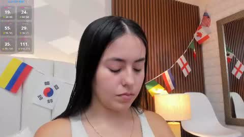 Snapshot of julietasantos__ chatting on June 2026 06:54:01 PM Julieta Santos online show from June 2026 06:54:01 PM