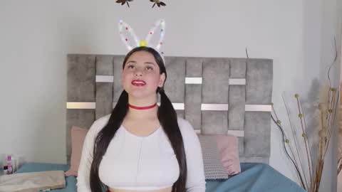 julietatorres_ online show from November 2025 04:24:02 AM