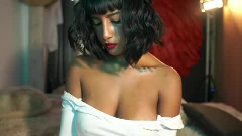 Snapshot of julietawinona chatting on April 2026 04:42:02 PM julietawinona online show from April 2026 04:42:02 PM
