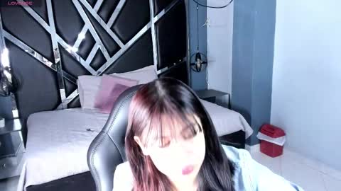 Snapshot of julieth_brown_ chatting on October 2025 11:52:02 AM Julieth online show from October 2025 11:52:02 AM