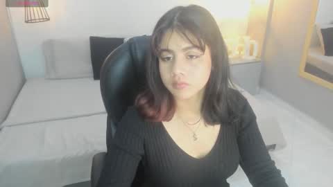 Snapshot of julieth_brown_ chatting on October 2025 05:25:02 PM Julieth online show from October 2025 05:25:02 PM