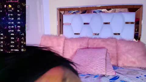 Snapshot of julieth_rossi chatting on February 2025 07:23:01 AM julieth rossi online show from February 2025 07:23:01 AM