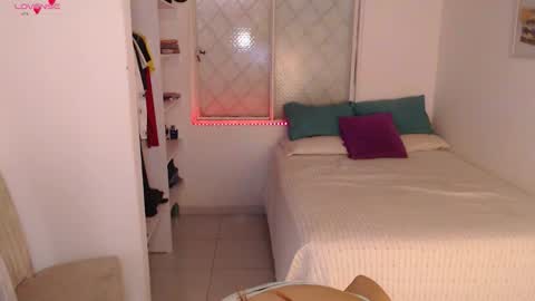 Snapshot of julieth_spencer1 chatting on September 2025 12:39:01 PM Julieta online show from September 2025 12:39:01 PM