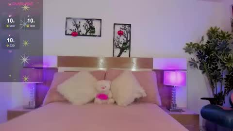 Julietha  online show from November 2025 02:07:02 PM