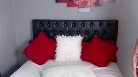 Snapshot of julietha_fox chatting on March 2025 08:32:02 AM julietha fox online show from March 2025 08:32:02 AM