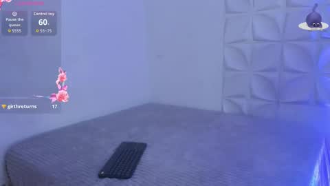 Snapshot of juliethmosss chatting on November 2025 08:52:02 PM Julieth online show from November 2025 08:52:02 PM