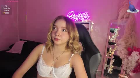 Snapshot of juliethmosss chatting on March 2026 11:22:01 PM Julieth online show from March 2026 11:22:01 PM